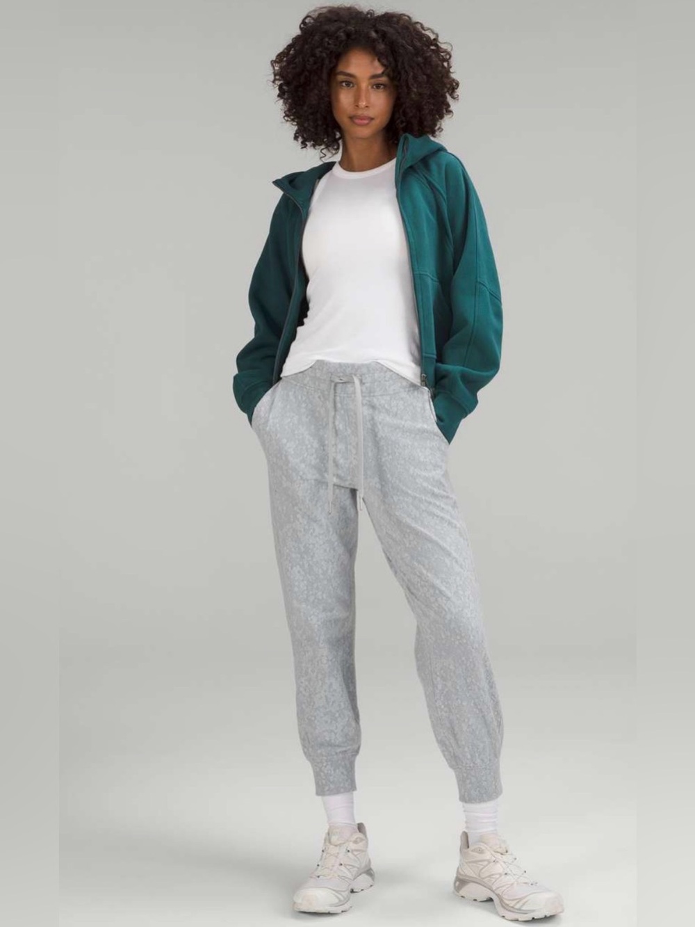 Lululemon Woman’s Ready to Rulu High-Rise Jogger 7/8 Length size 8
